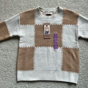 BearPaw Tan and Cream Checkered Sweater